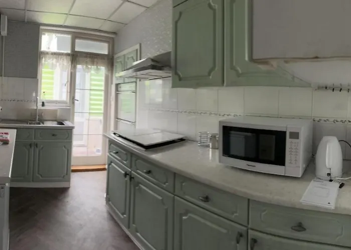 Amazing And Romantic O2 Arena 4 Bedrooms House Free Parking